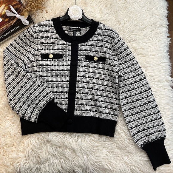 🛍️NWT🛍️ Ellen Tracy Black & White Cardigan - Picture 2 of 6